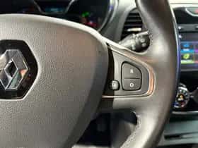 Renault Captur (2017) thumbnail 17
