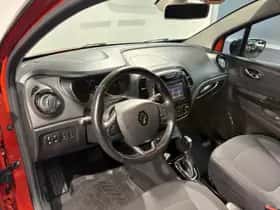 Renault Captur (2017) thumbnail 19