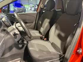 Renault Captur (2017) thumbnail 5