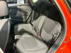 Renault Captur (2017) thumbnail 6