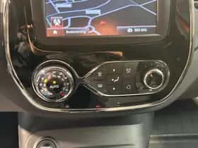 Renault Captur (2017) thumbnail 9