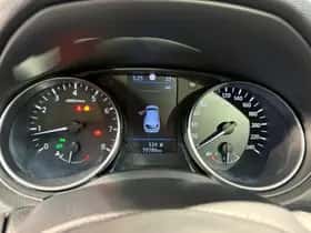 Nissan Qashqai (2021) thumbnail 4
