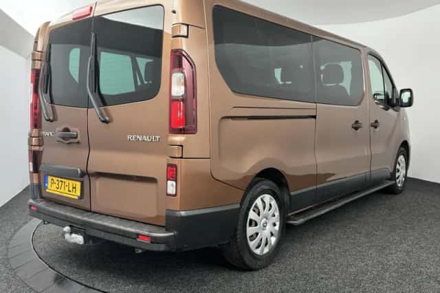 Renault Trafic (2021) thumbnail 4