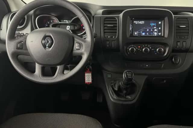 Renault Trafic (2021) thumbnail 5