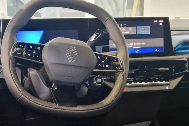 Renault Clio (2026) thumbnail 3