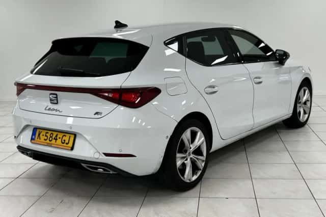 SEAT Leon (2020) thumbnail 2