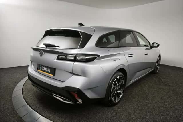 Peugeot 308 (2025) thumbnail 2