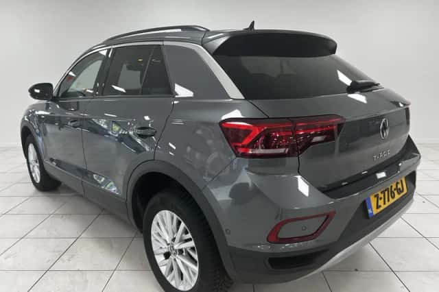 Volkswagen T-Roc (2022) thumbnail 6