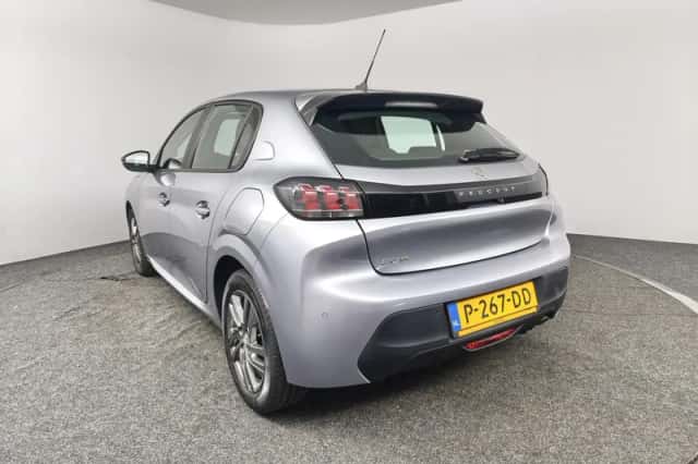 Peugeot 208 (2022) thumbnail 6