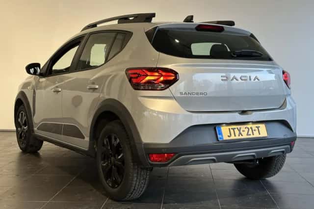 Dacia Sandero Stepway (2024) thumbnail 6