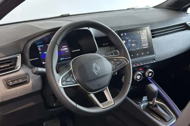 Renault Clio (2025) thumbnail 3