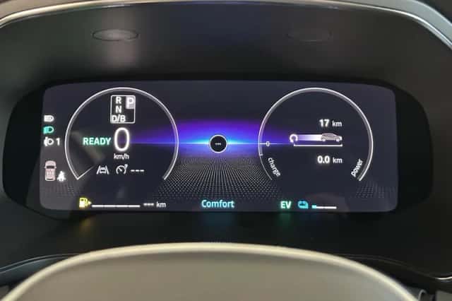 Renault Captur (2026) thumbnail 4