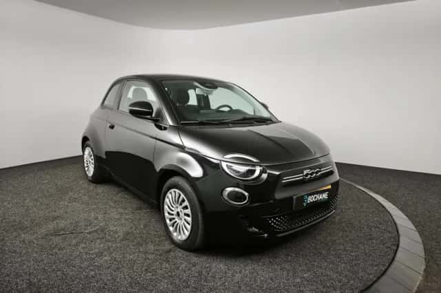 Fiat 500 (2022) thumbnail 5