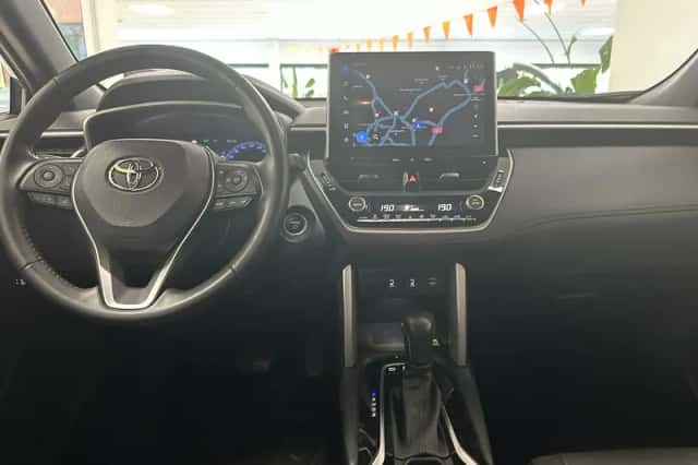 Toyota Corolla (2022) thumbnail 3