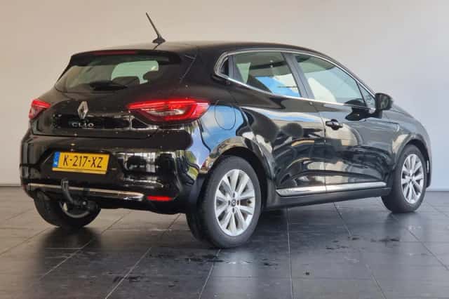 Renault Clio (2021) thumbnail 2