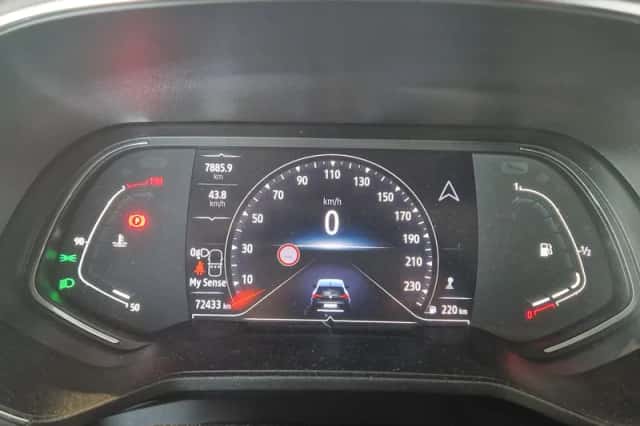 Renault Clio (2021) thumbnail 4