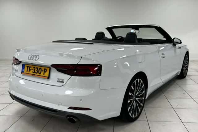 Audi A5 (2018) thumbnail 2