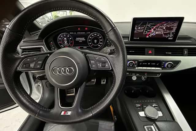 Audi A5 (2018) thumbnail 3