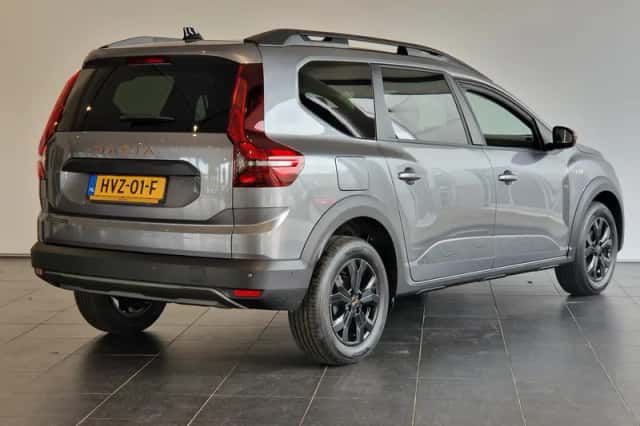 Dacia Jogger (2025) thumbnail 2