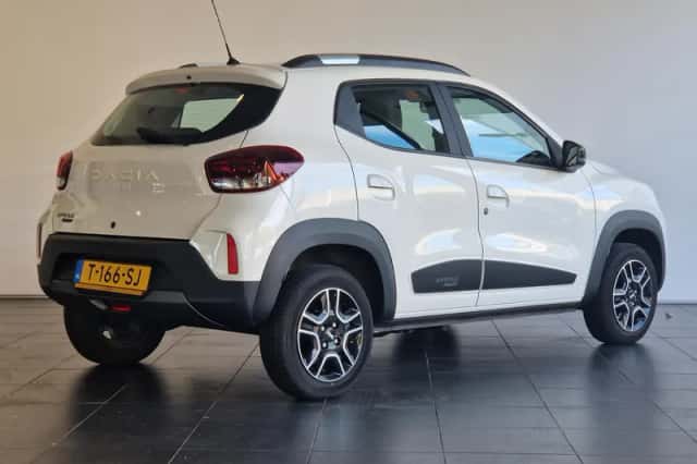 Dacia Spring (2023) thumbnail 2