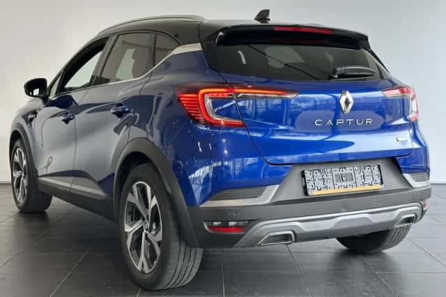 Renault Captur (2022) thumbnail 6