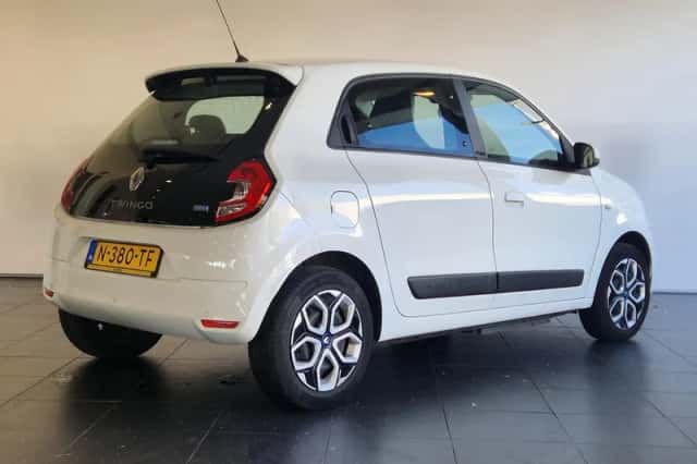 Renault Twingo (2021) thumbnail 2