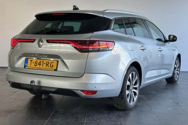 Renault Mégane (2023) thumbnail 2