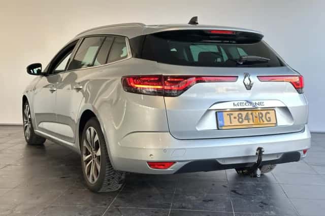 Renault Mégane (2023) thumbnail 6