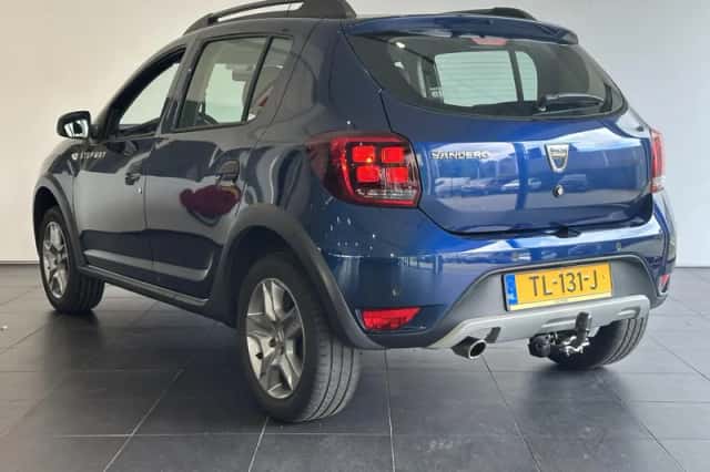 Dacia Sandero Stepway (2018) thumbnail 6