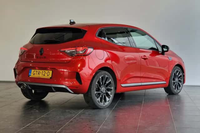 Renault Clio (2024) thumbnail 2
