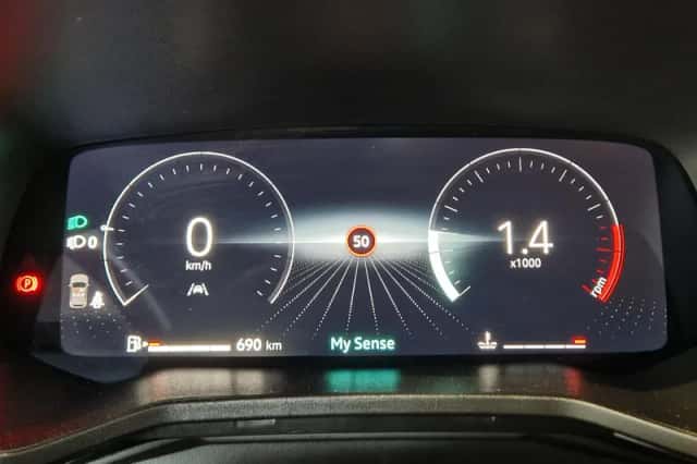 Renault Clio (2024) thumbnail 4