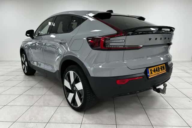 Volvo C40 (2024) thumbnail 6