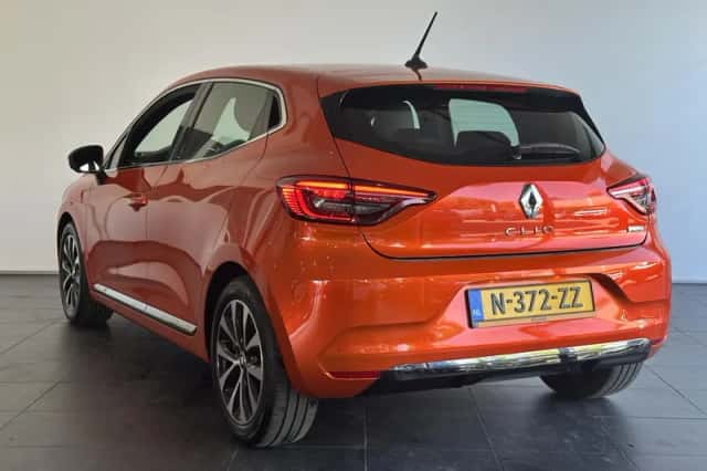 Renault Clio (2021) thumbnail 6