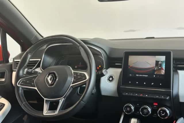 Renault Clio (2021) thumbnail 3