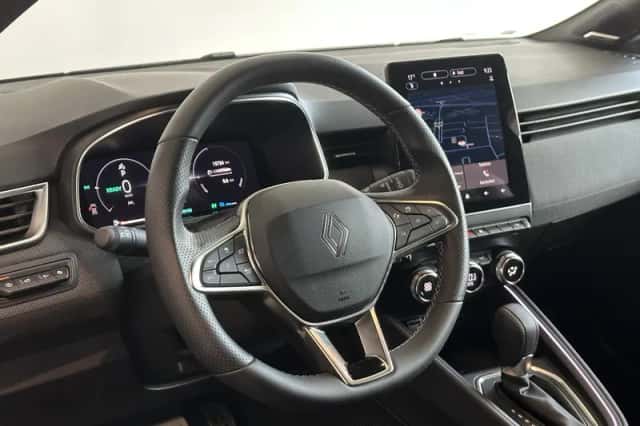 Renault Clio (2025) thumbnail 3