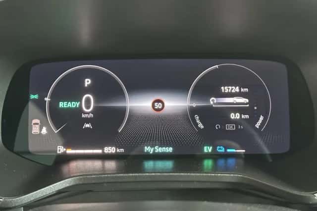 Renault Clio (2025) thumbnail 4