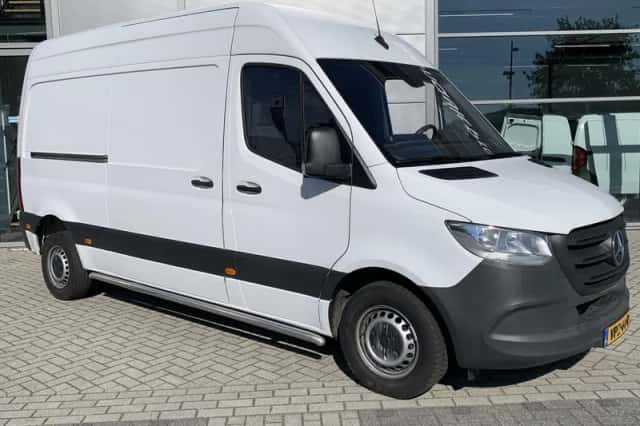 Mercedes-Benz Sprinter (2022) thumbnail 5