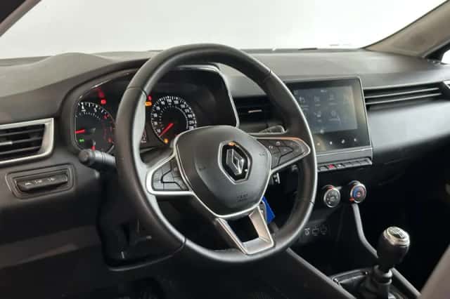 Renault Clio (2022) thumbnail 3