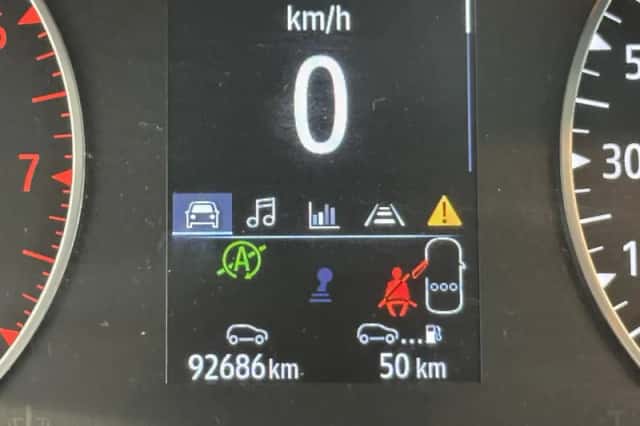 Renault Clio (2022) thumbnail 4