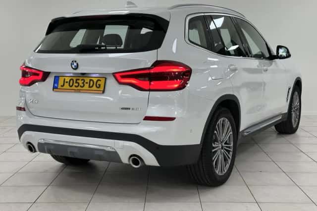 BMW X3 (2020) thumbnail 2