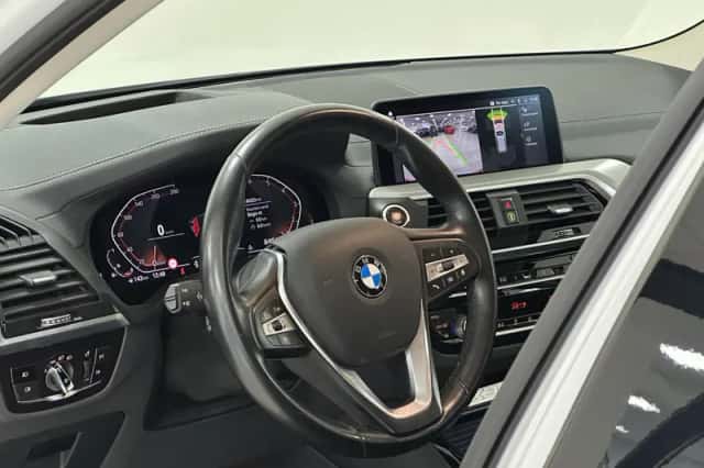 BMW X3 (2020) thumbnail 3