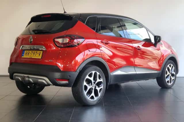 Renault Captur (2017) thumbnail 2