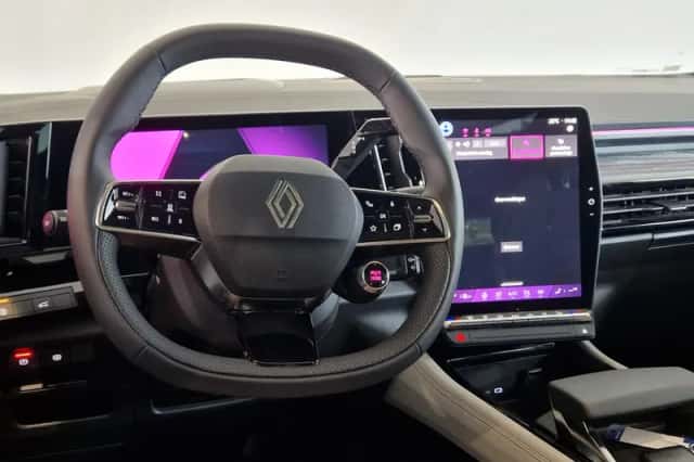 Renault Espace (2024) thumbnail 3