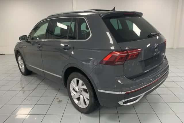 Volkswagen Tiguan (2023) thumbnail 6