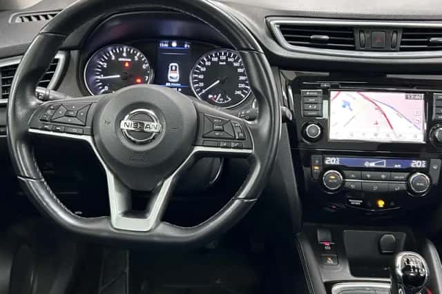 Nissan Qashqai (2021) thumbnail 3