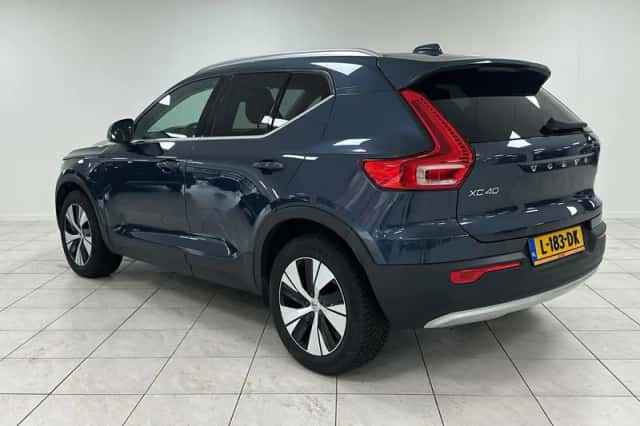 Volvo XC40 (2021) thumbnail 6