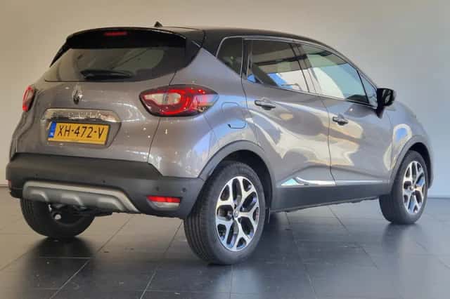 Renault Captur (2018) thumbnail 2