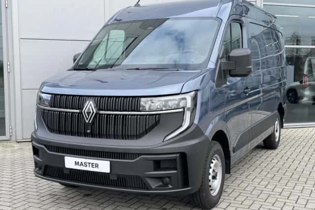 Renault Master (2024) thumbnail 2