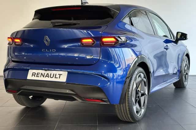Renault Clio (2026) thumbnail 2