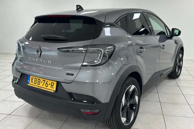 Renault Captur (2026) thumbnail 2